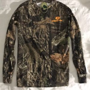 🔴 Women’s Camo Shirt